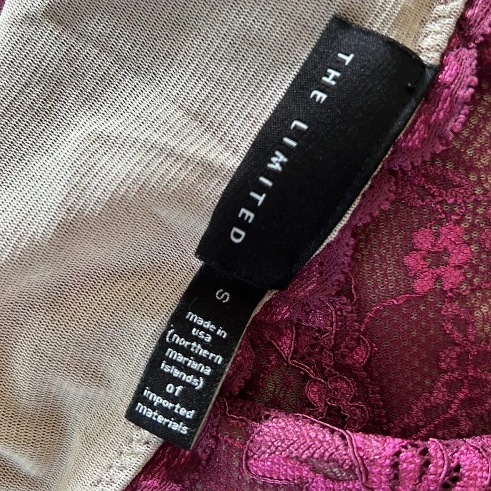 S wine colored deep V lace halter like new - Picture 9 of 9